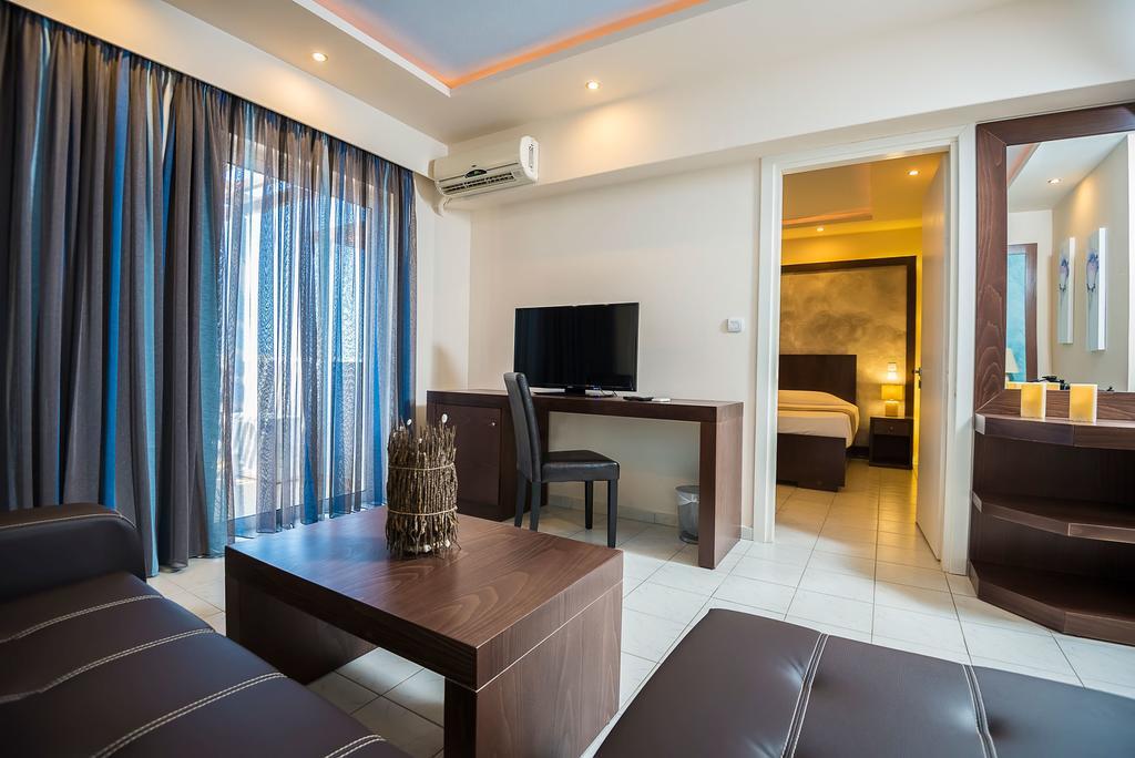 Junior Suite Balcony,1550929915:JPEG