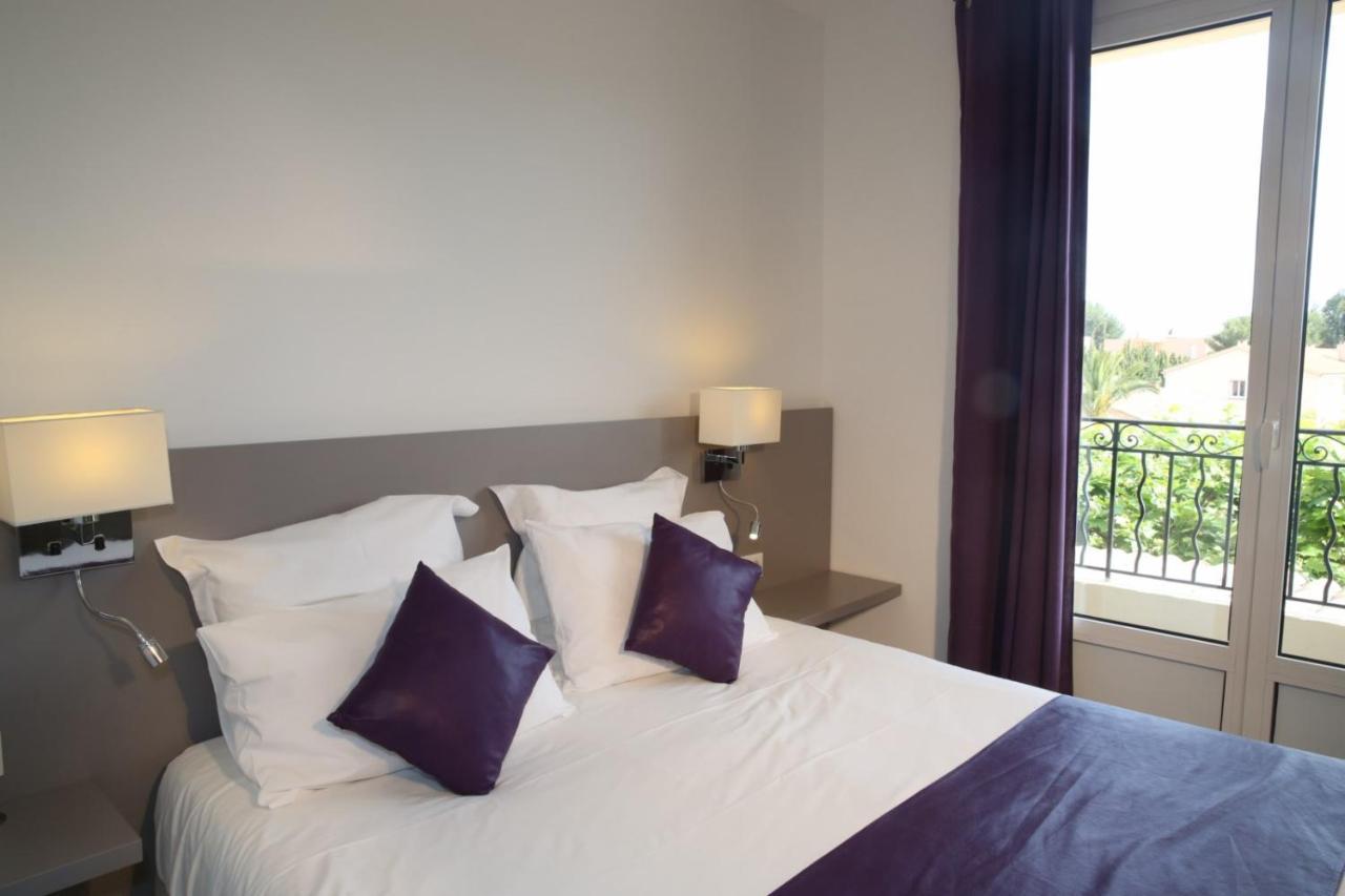 Classic Double Room - South Side with Garden View