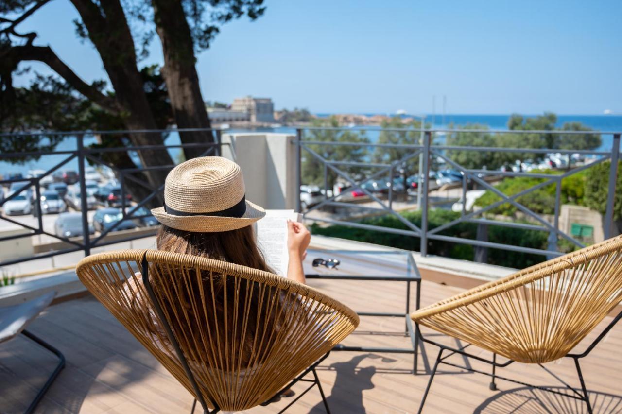 Standard Double Room with Sea View and Terrace
