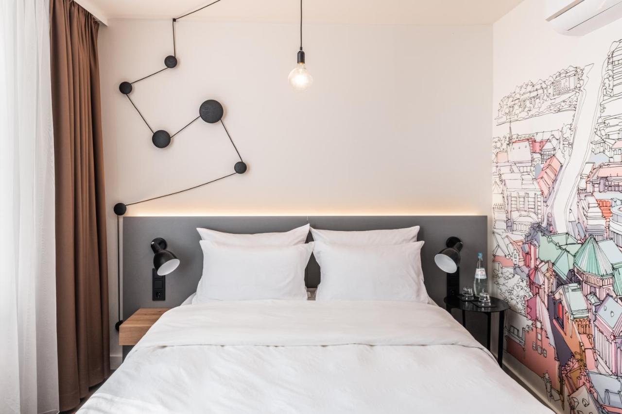 Standard Zimmer Penta (Queensize-Bett)