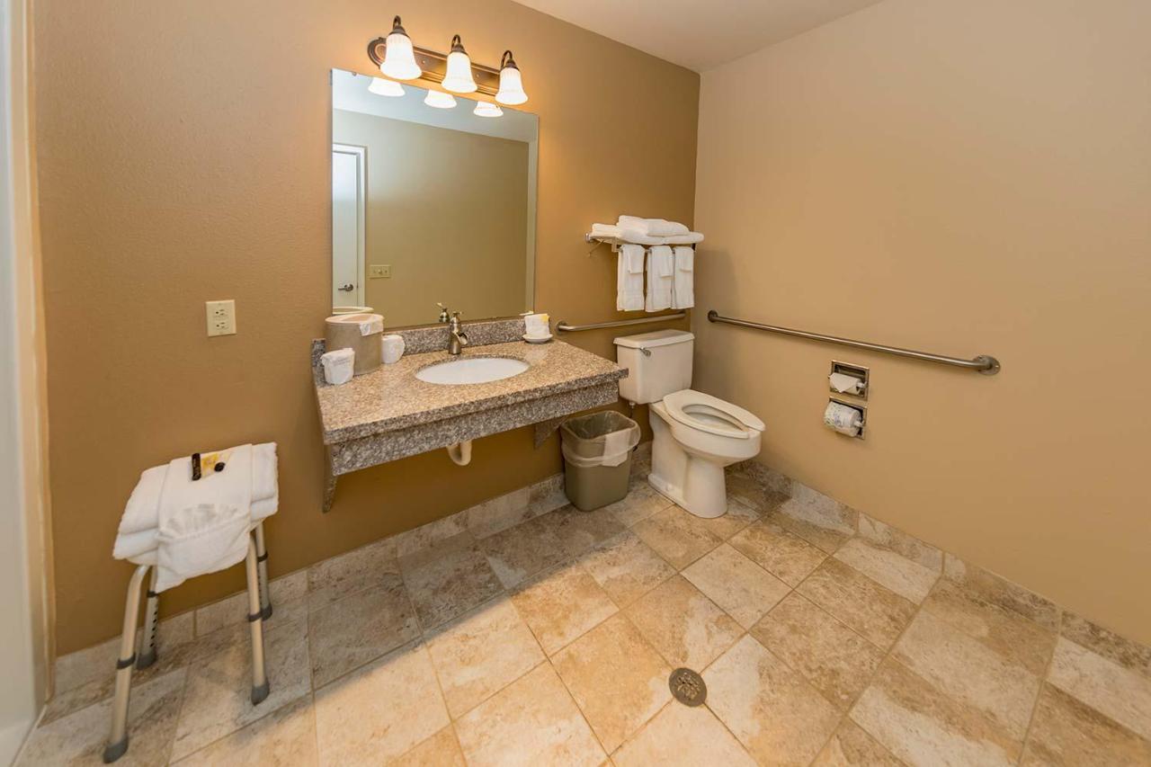 Queen Room Disability Access