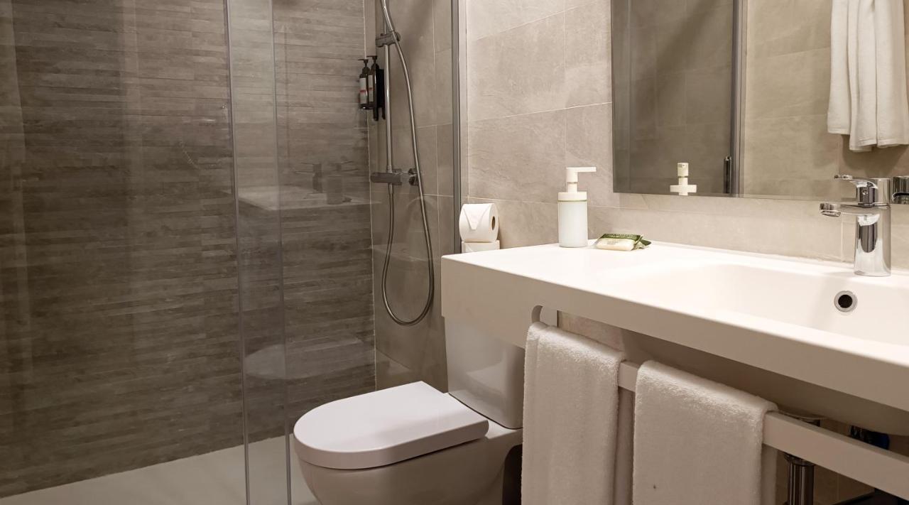 Apartamento com 2 Quartos e Vista Mar