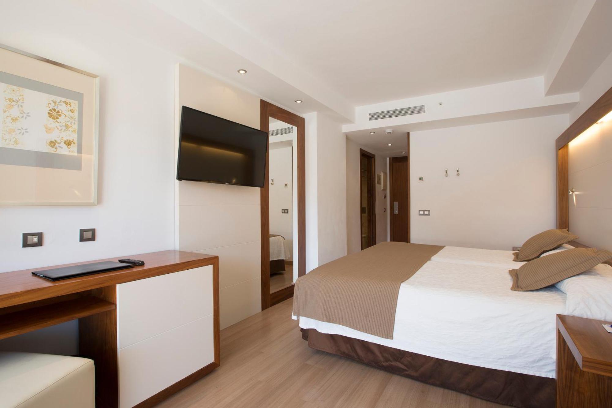 Quarto Duplo Standard