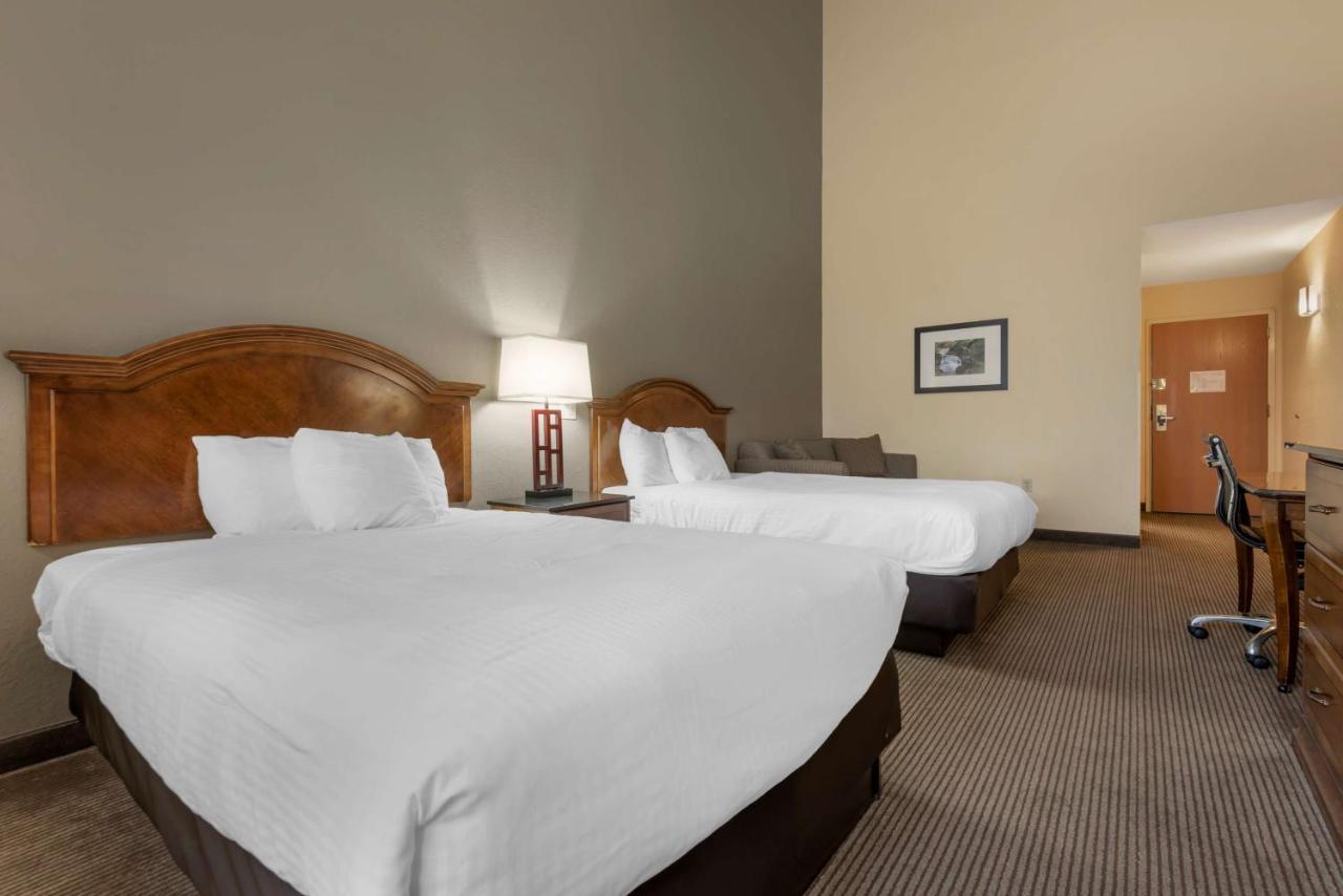 Zimmer mit 2 Queensize-Betten