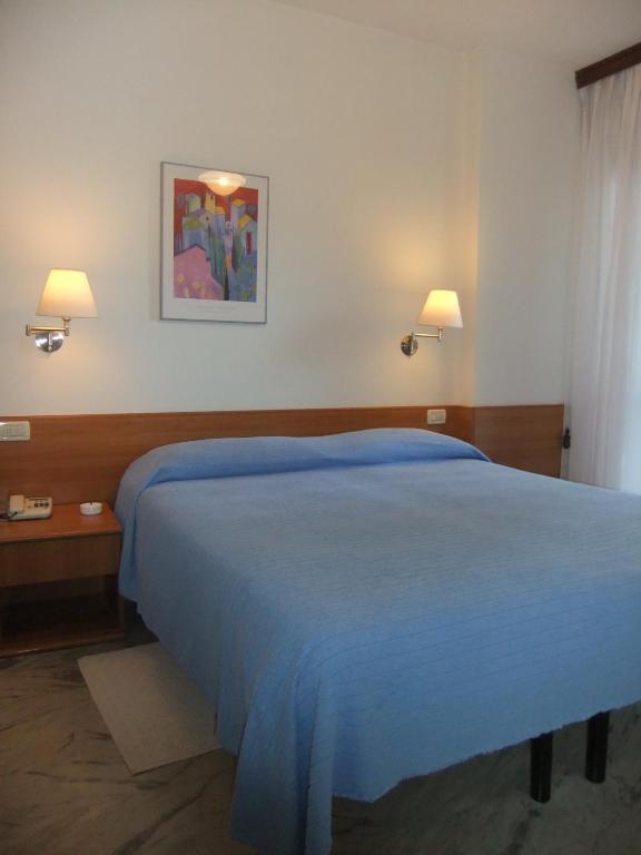 Comfort Tweepersoonskamer met 1 Tweepersoonsbed of 2 Aparte Bedden en Balkon