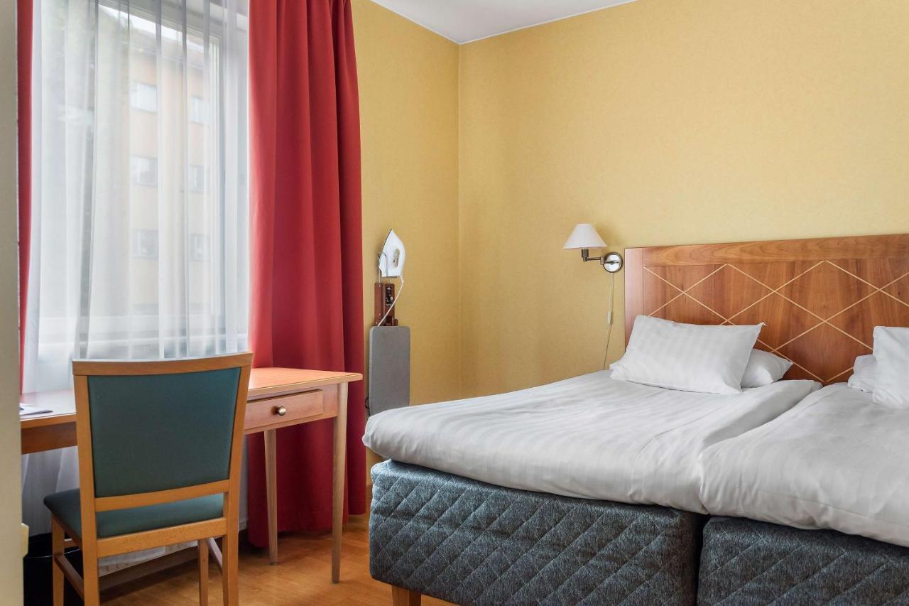 Family Twin Room
