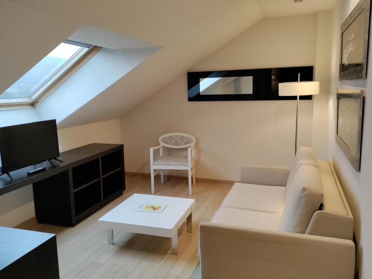 Premium King Room without spa access