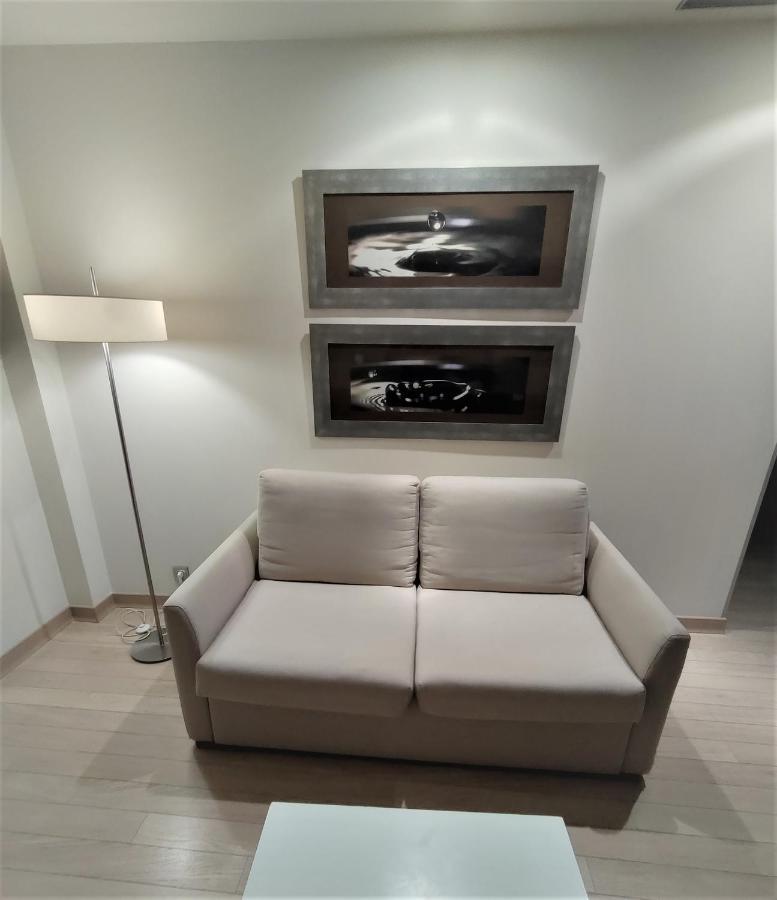 Premium King Room without spa access