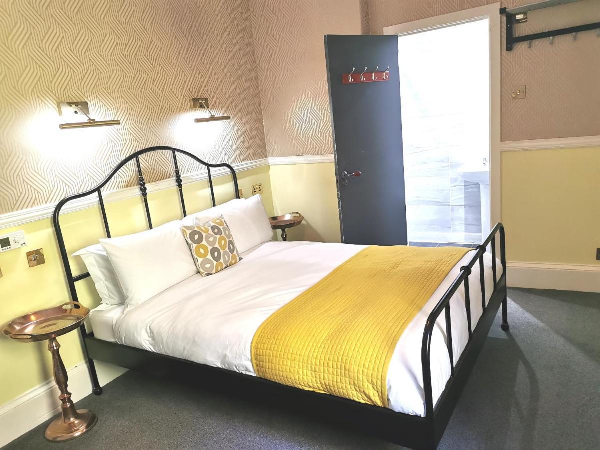 Standard King Room