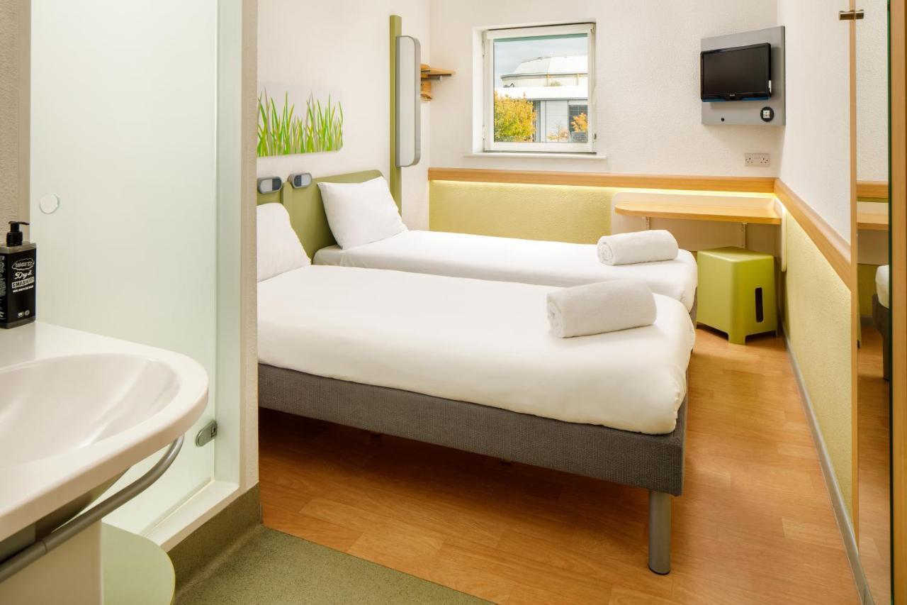 Classic Twin Room