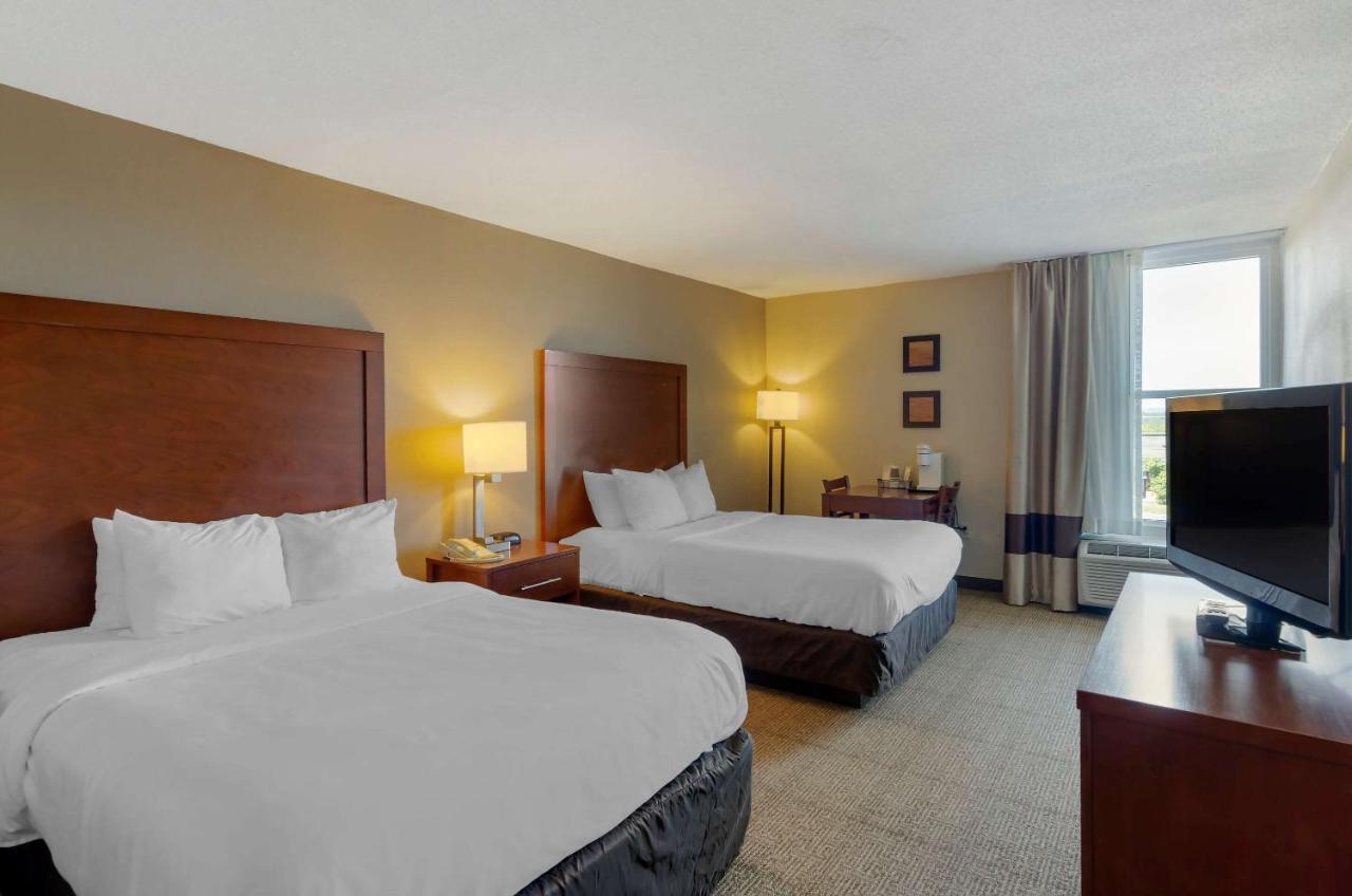 Double Room Two Double Beds Non-Smoking