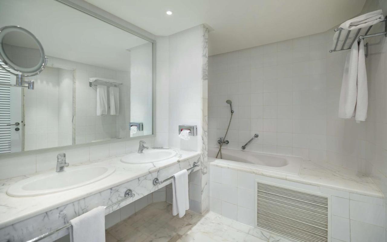 Quarto Familiar com Terraço