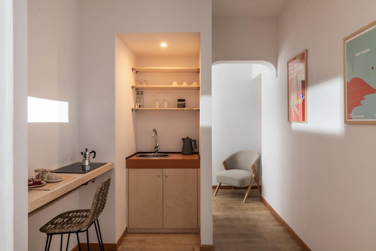 Superior One-Bedroom Apartment
