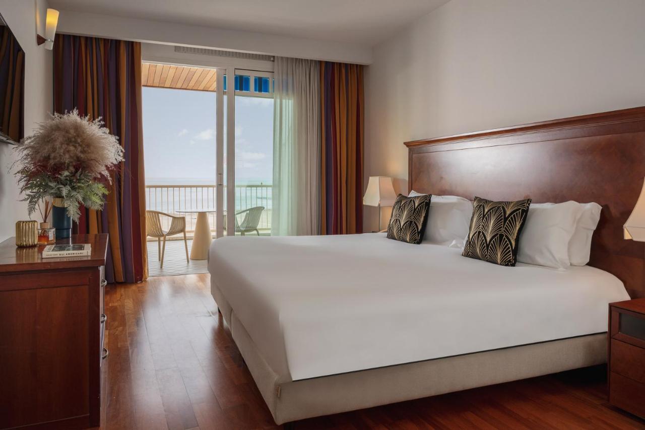 Deluxe Suite Sea View