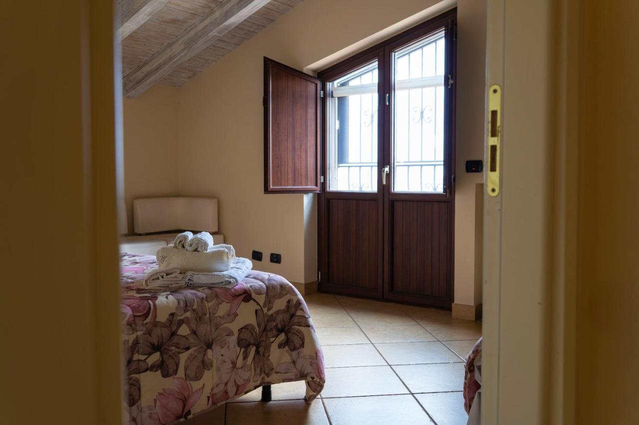 Camera Tripla con Bagno in Comune