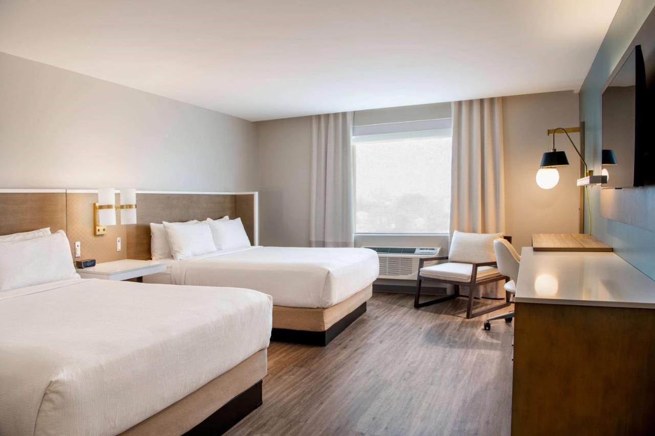 2 Queen Beds Hearing Accessible Room Non-Smoking