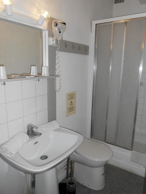 Double Room,216205646:JPEG