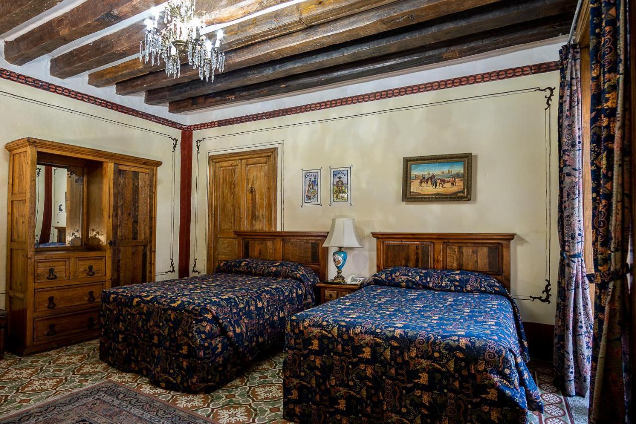 Quadruple Room Balcony,1498737715:JPEG