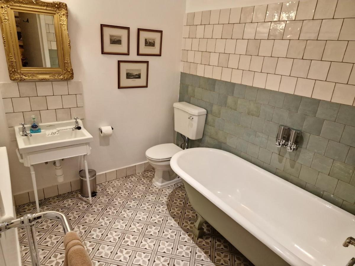 Deluxe Double Room with Bath