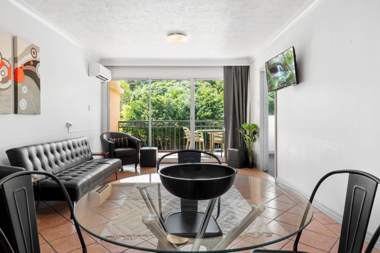 One bedroom King Suite with Sofa Bed (Not Pet Friendly)