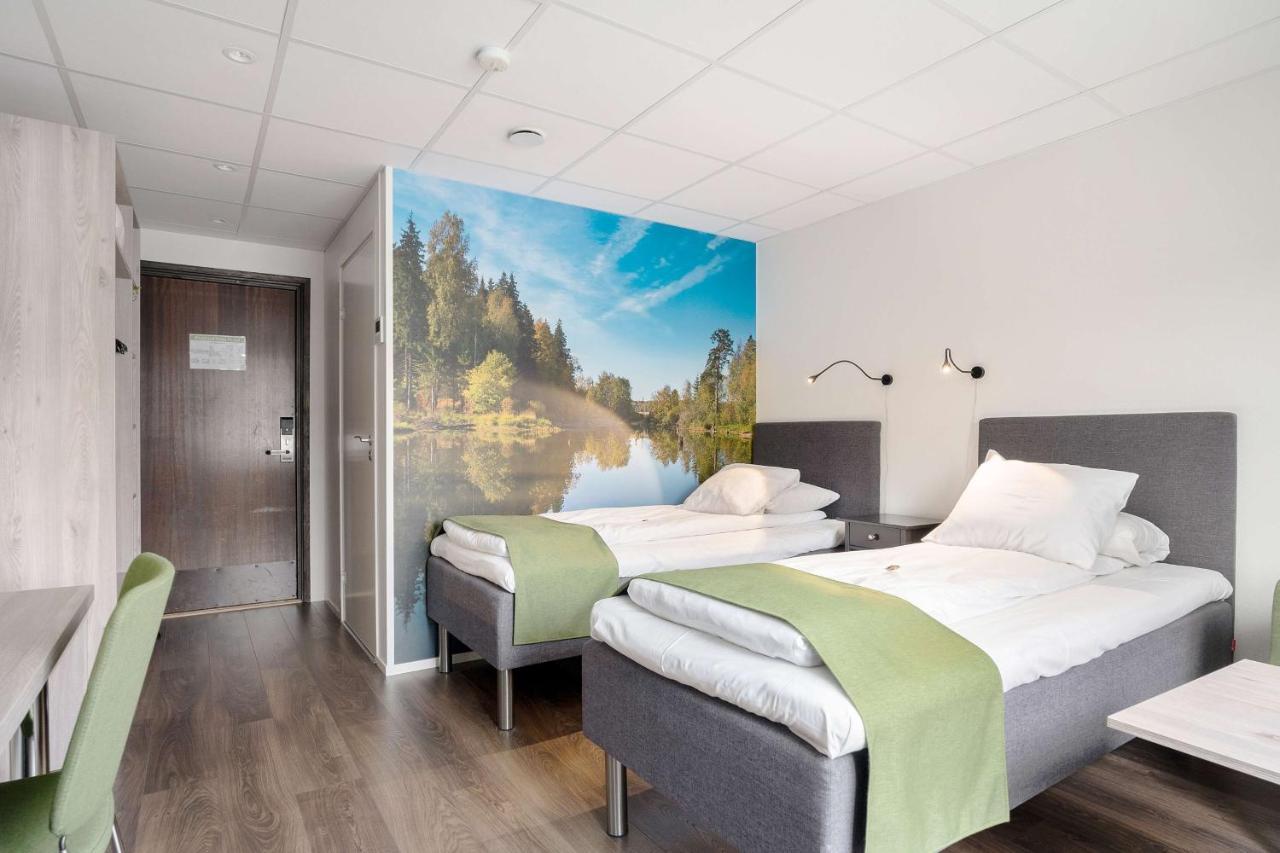 Twin Room - Disability Access/Non-Smoking