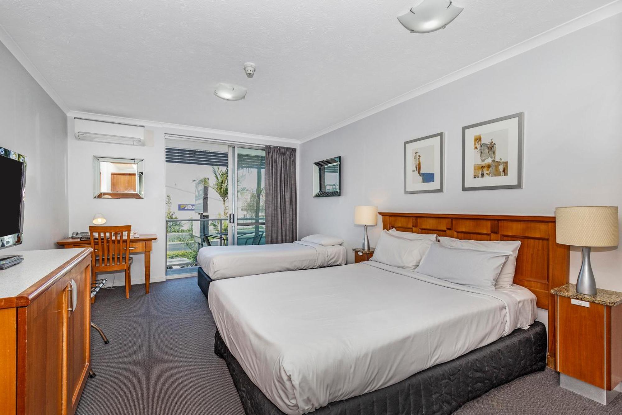 Executive Triple Room