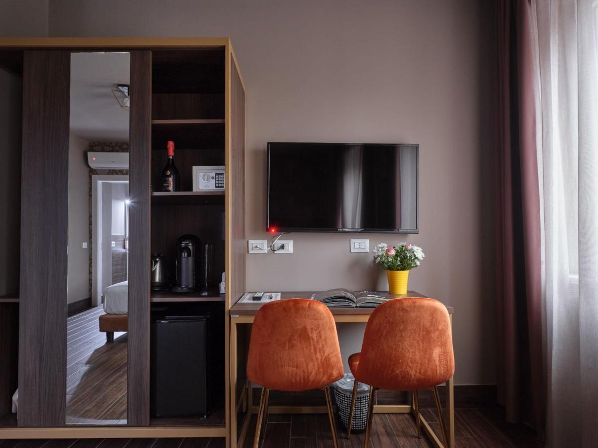 Superior King Suite,1329629444:JPEG