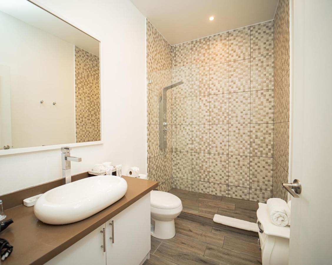 Chambre Jungle avec Piscine Privée