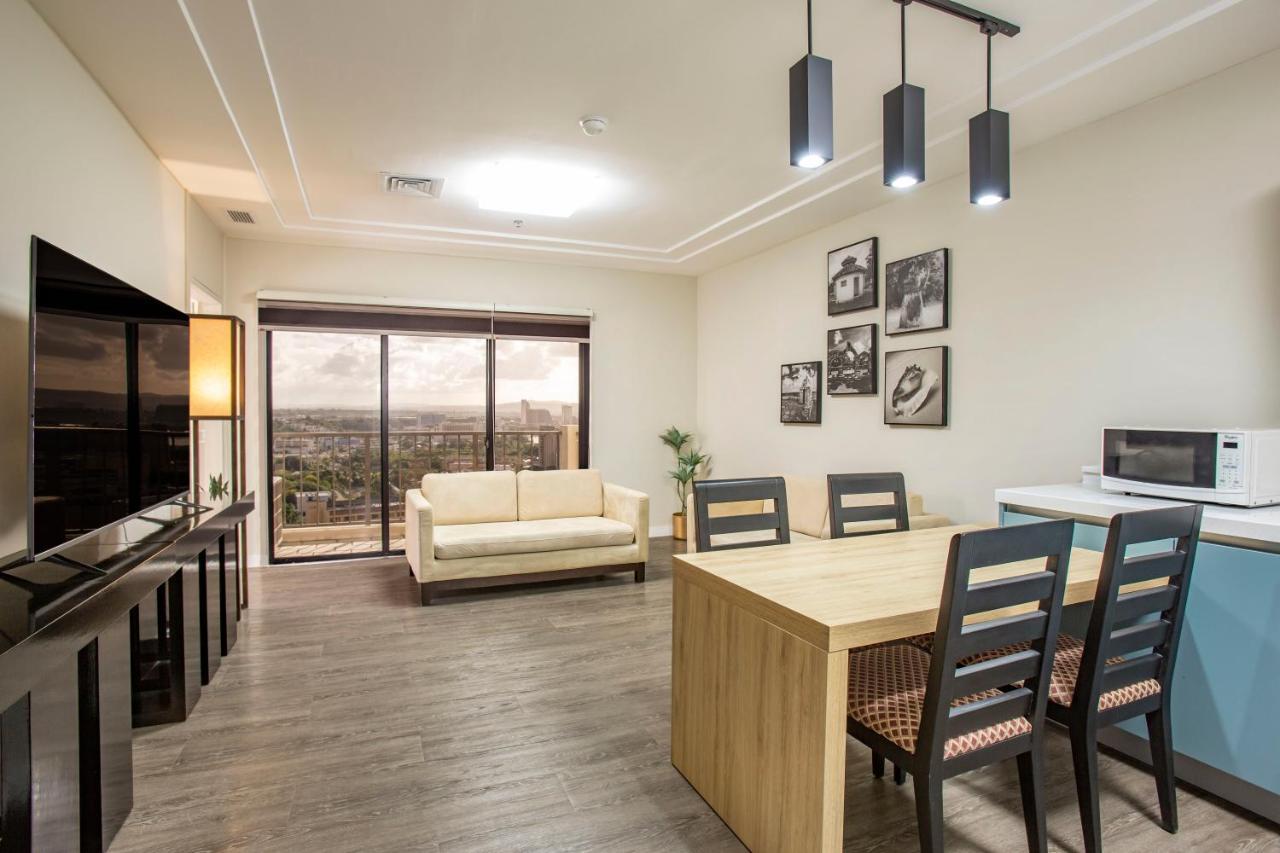 Two-Bedroom Suite