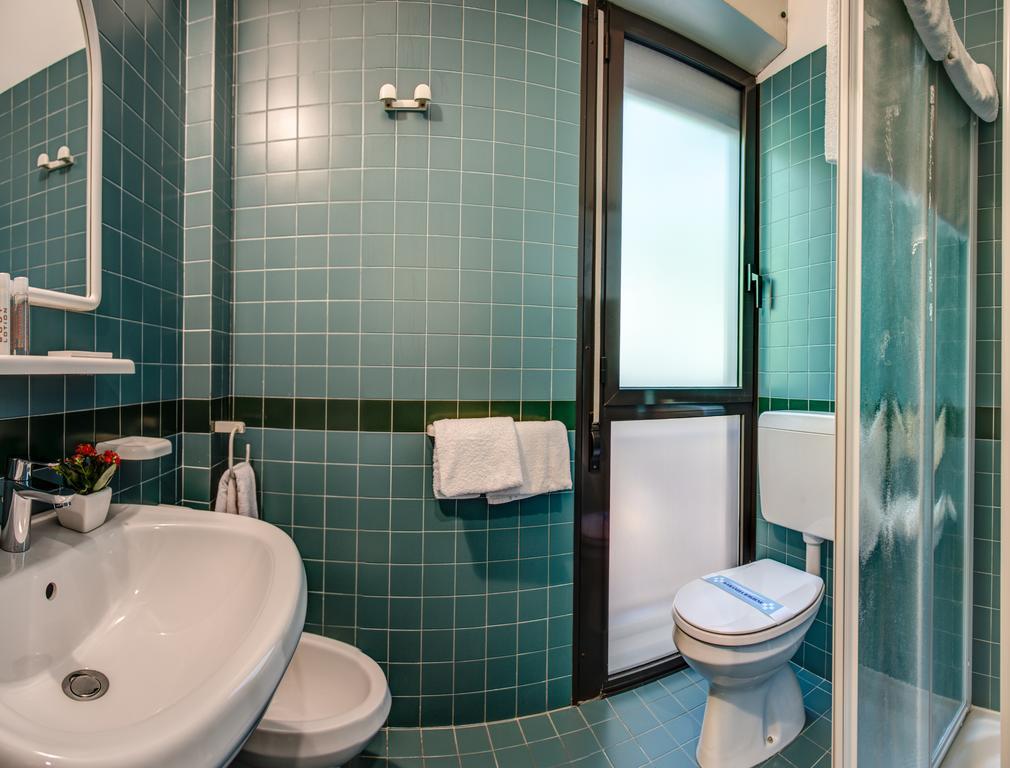 Basic Triple Room,151118521:JPEG