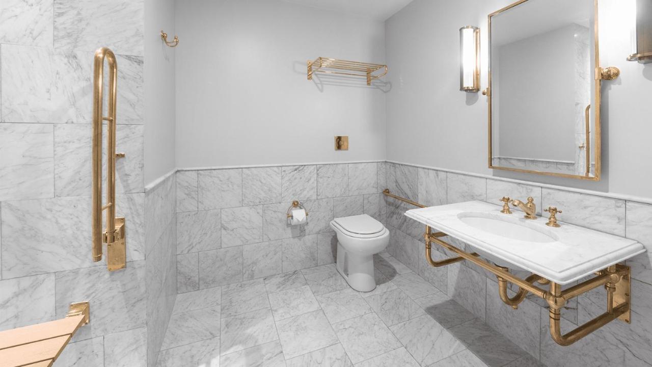 Queen Room - Disability Access
