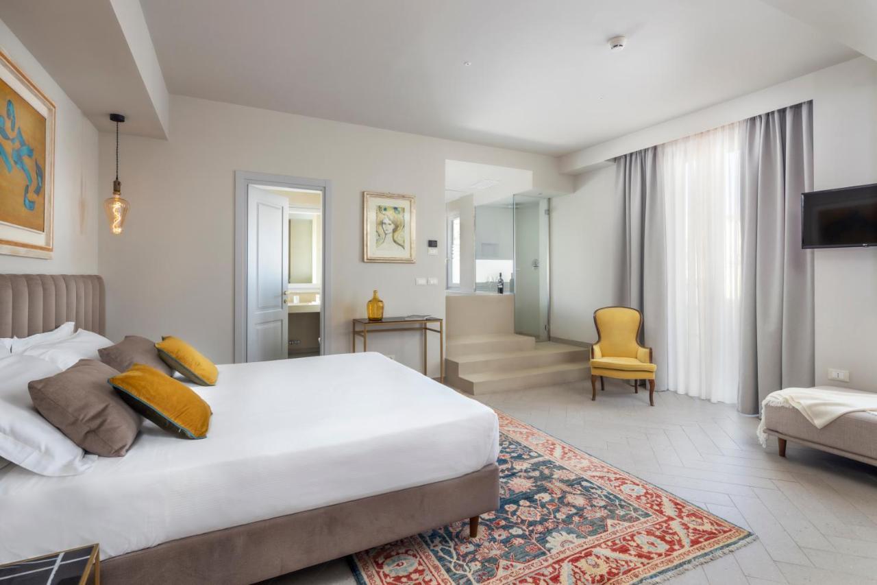 Suite with Private Pool