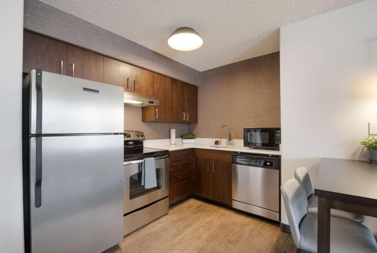Two Bedroom Suite - King in Each
