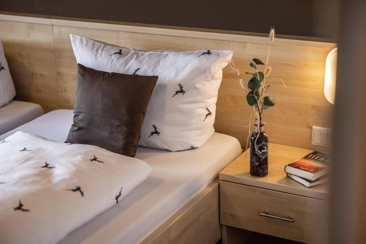 Doppelzimmer mit Balkon