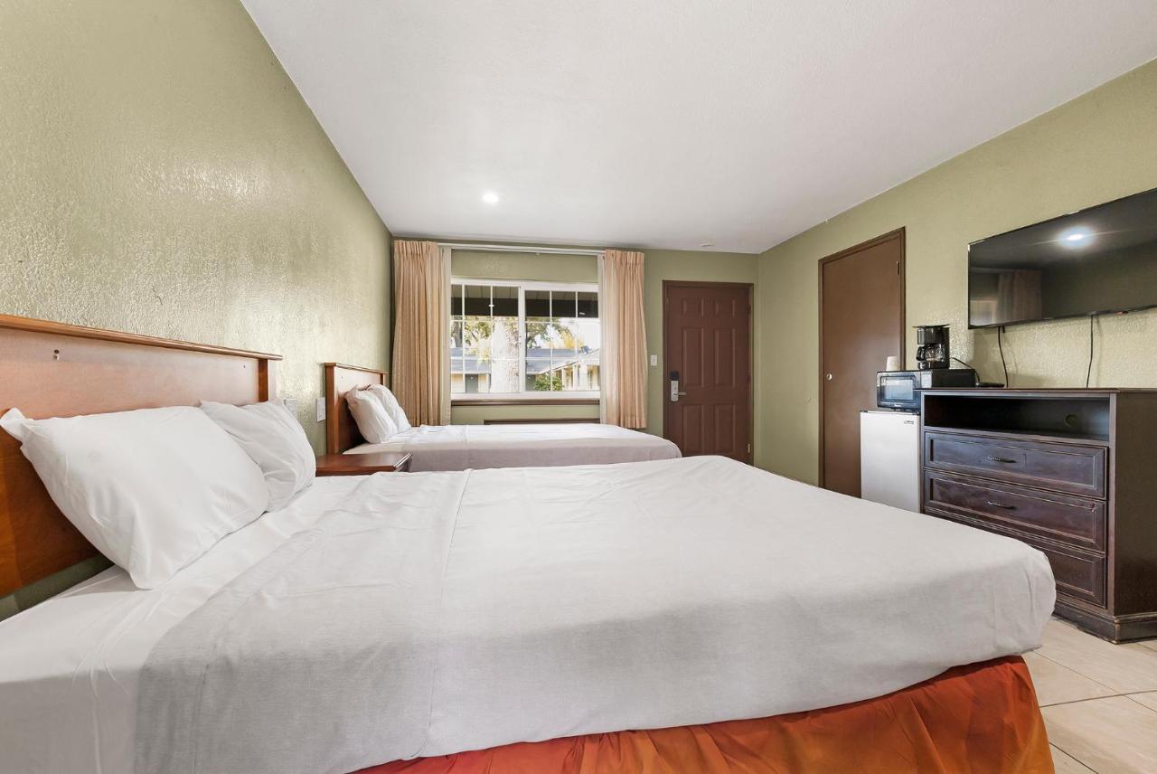Double Room with Two Double Beds