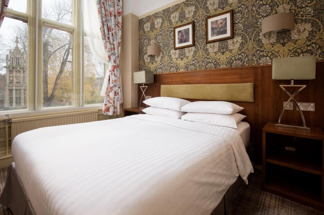 Classic Double or Twin Room