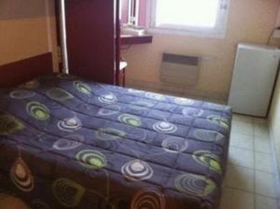Chambre Triple avec Salle de Bains Commune