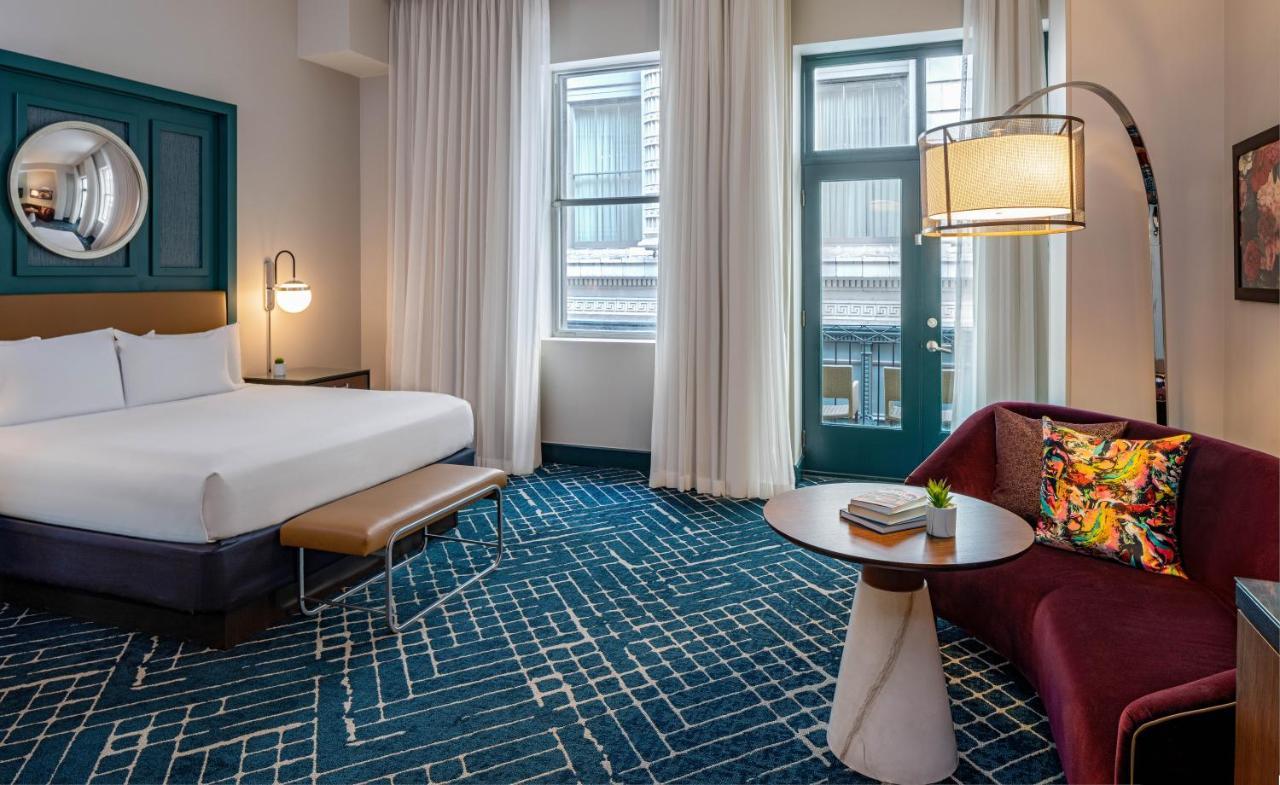 Zimmer mit Kingsize-Bett, Balkon und Aussicht