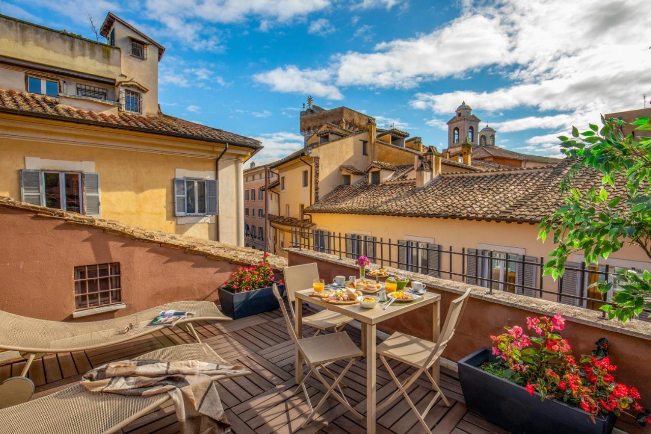 Deluxe Double Room Terrace City View