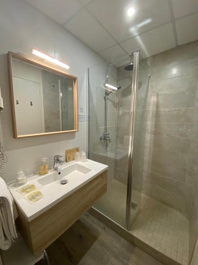 Suite (3 Adults)