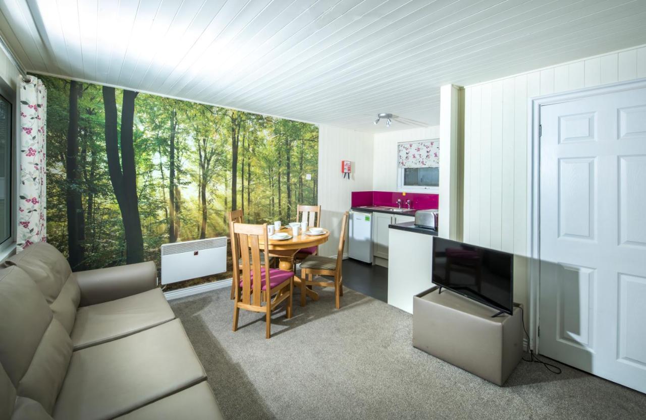 2 Bedroom Bronze Chalet