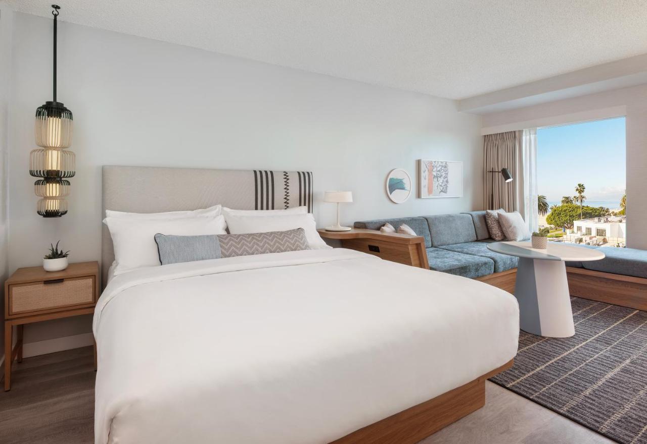Standard Zimmer mit Kingsize-Bett