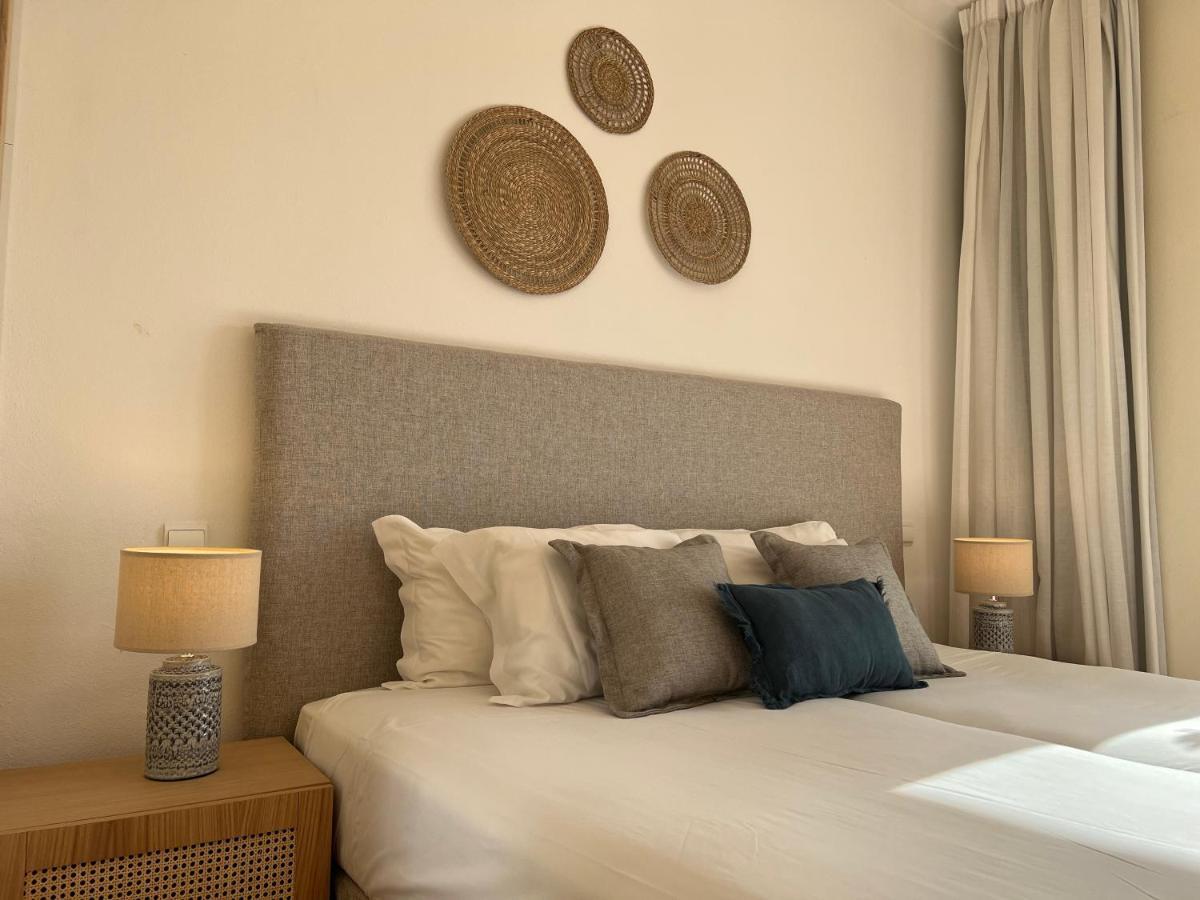 Superior One-Bedroom Apartment