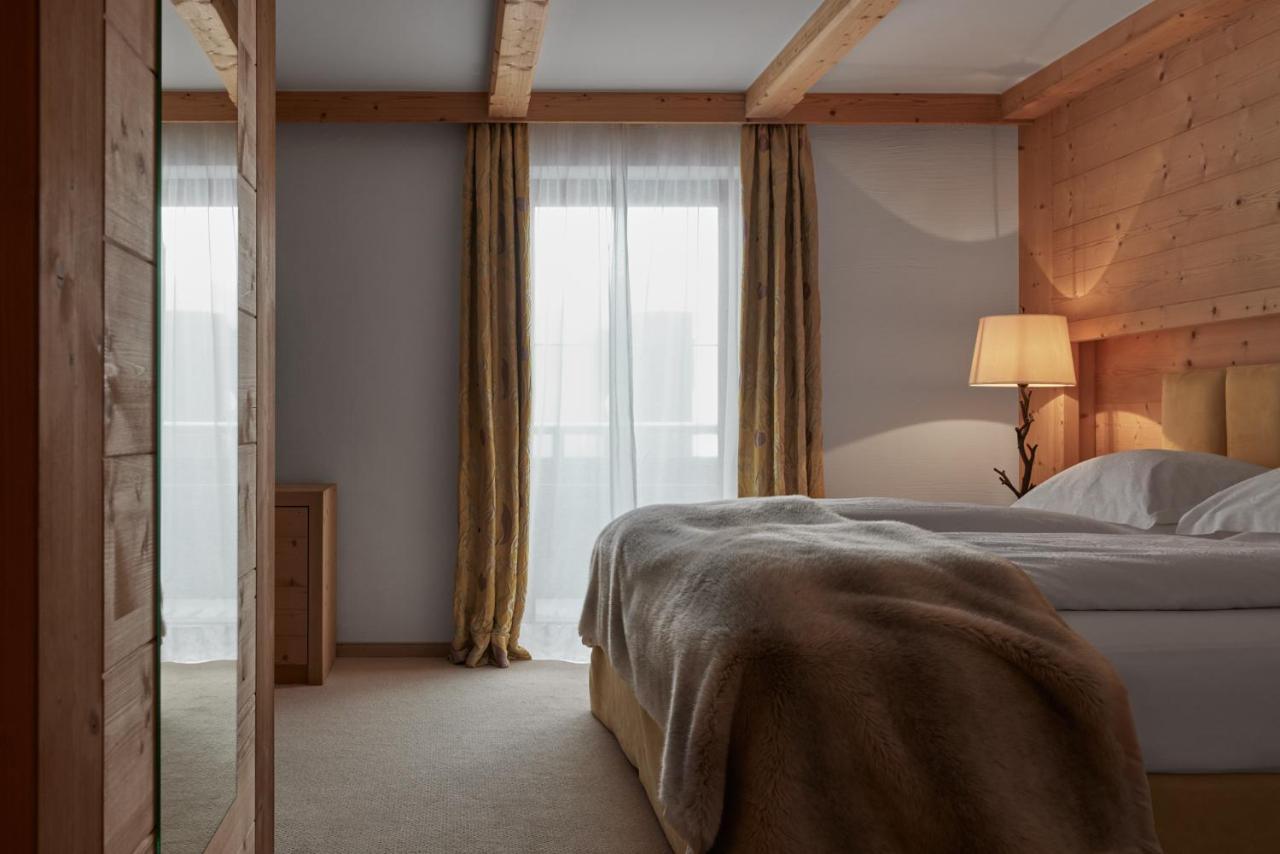 Junior Suite,1351394818:JPEG