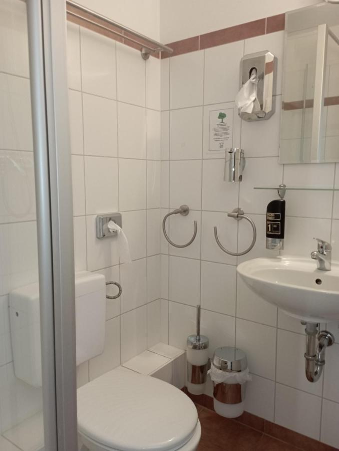 Dreibettzimmer