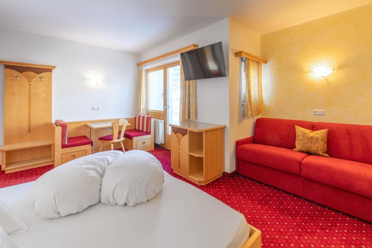 Superior Double Room,1353581416:JPEG