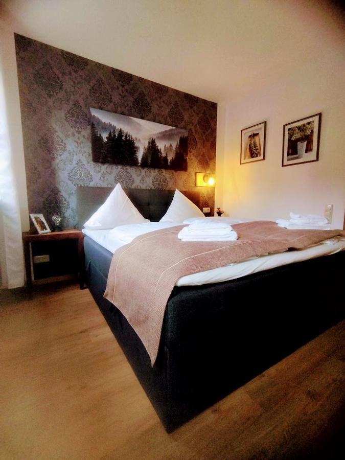 Standard Double Room,1354190507:JPEG