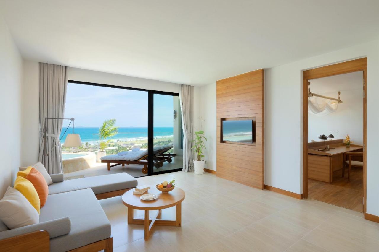 Premium Seaview Sky Pool Villa