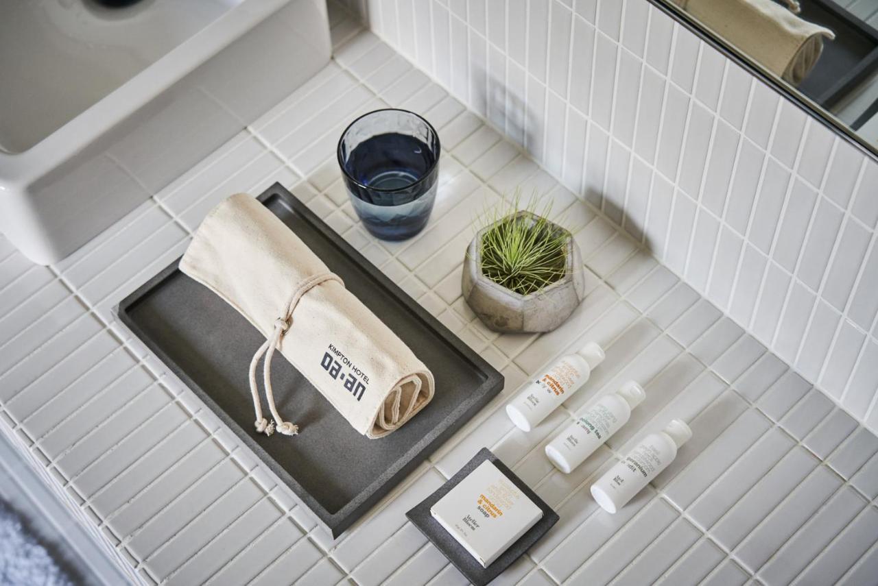 Essential Room Bed Type Not Guaranteed