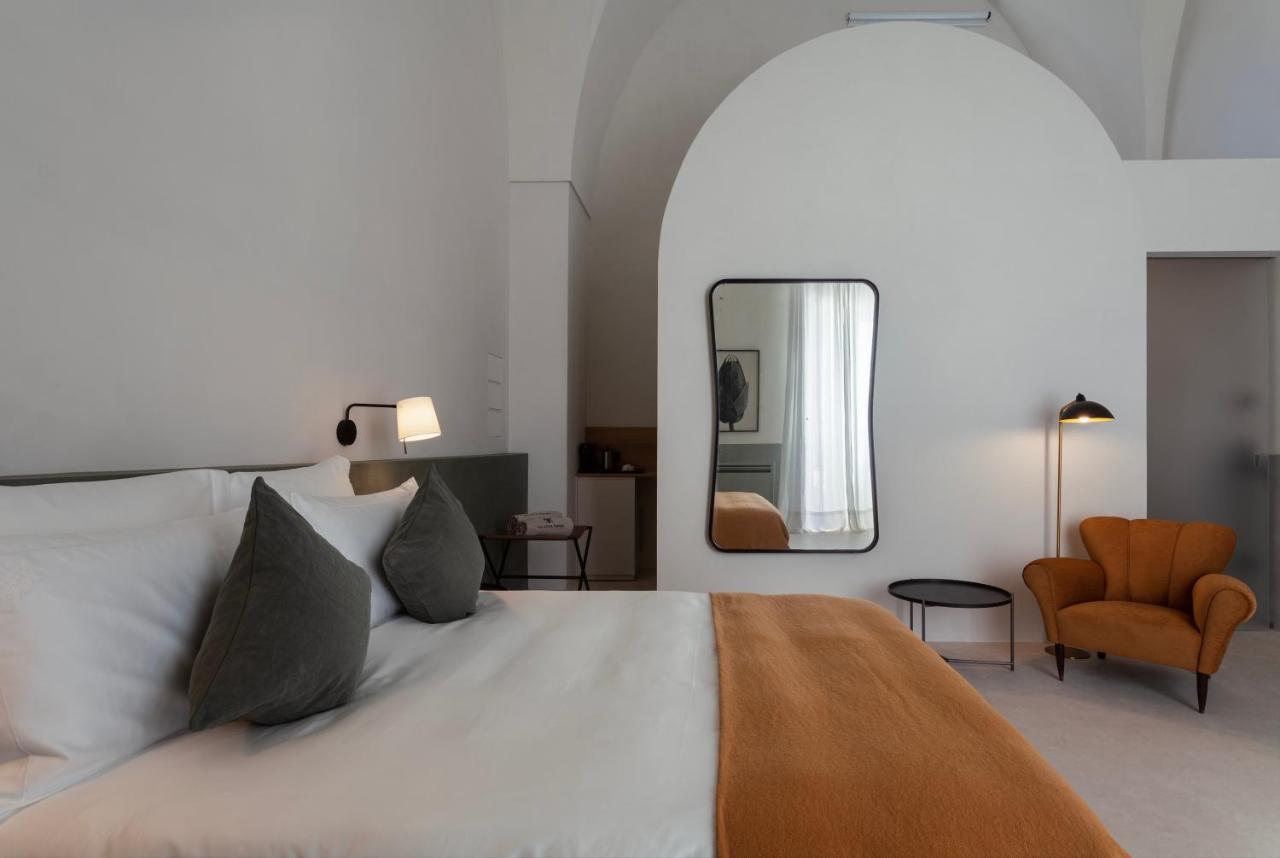 Standard Double Room,1356870103:JPEG